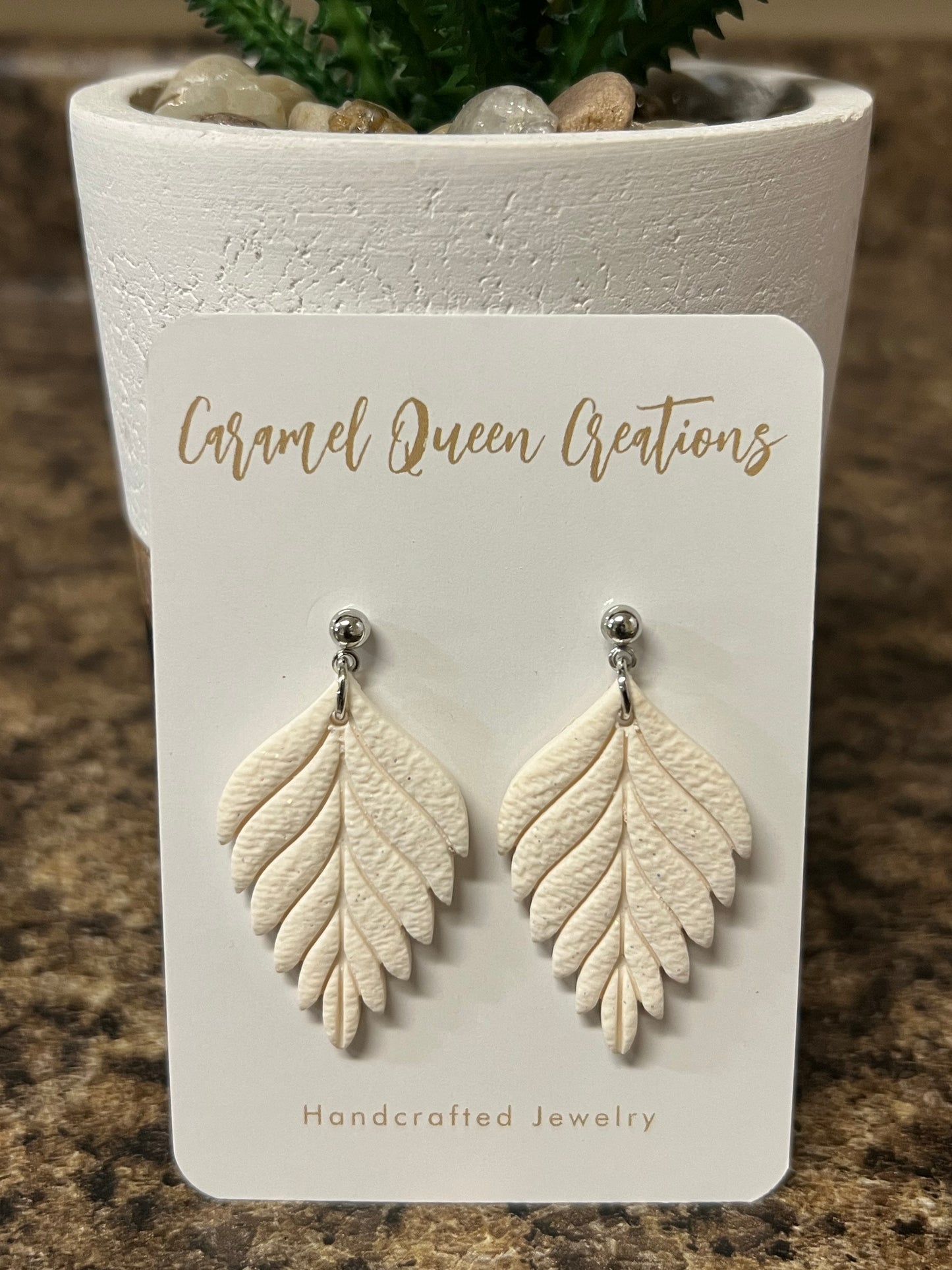 White tropical dangles