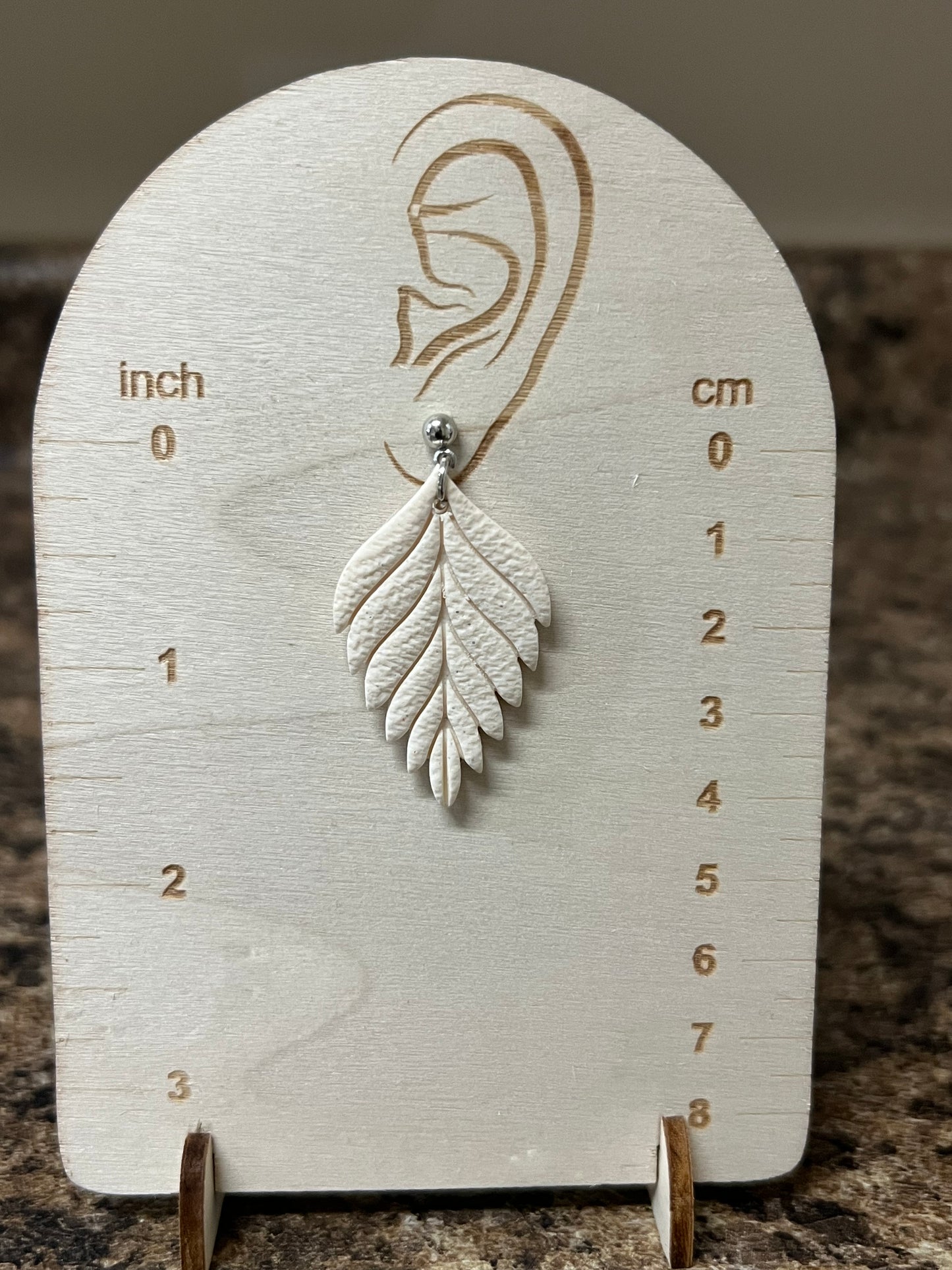 White tropical dangles