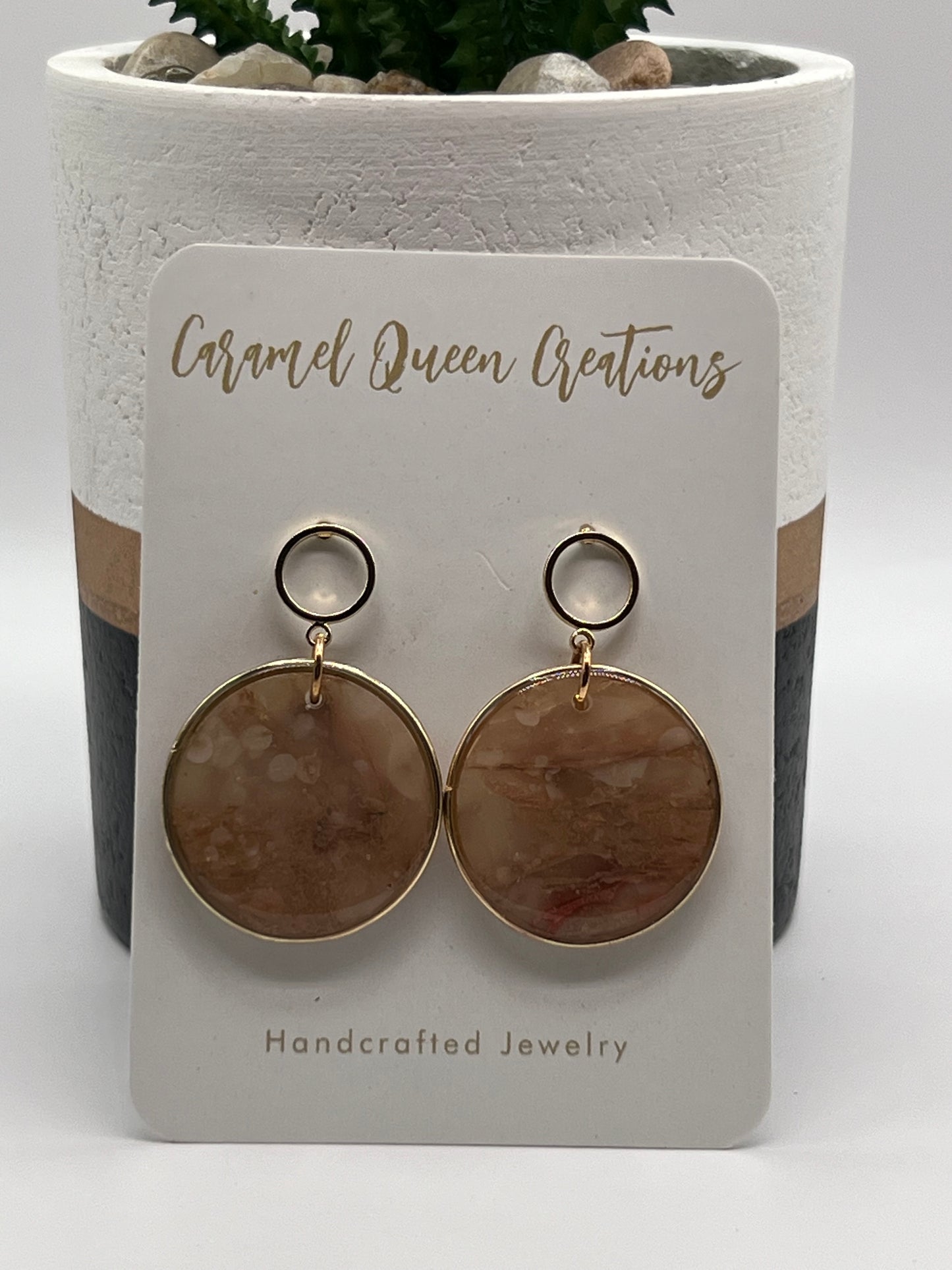 Tan marbled dangles