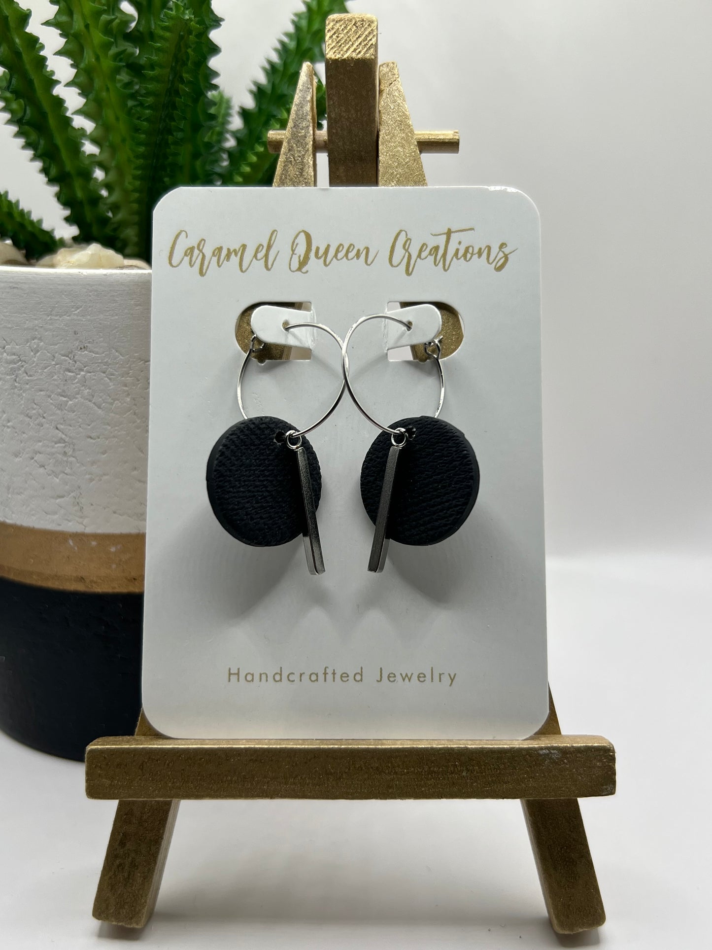 Steel bar circle dangles