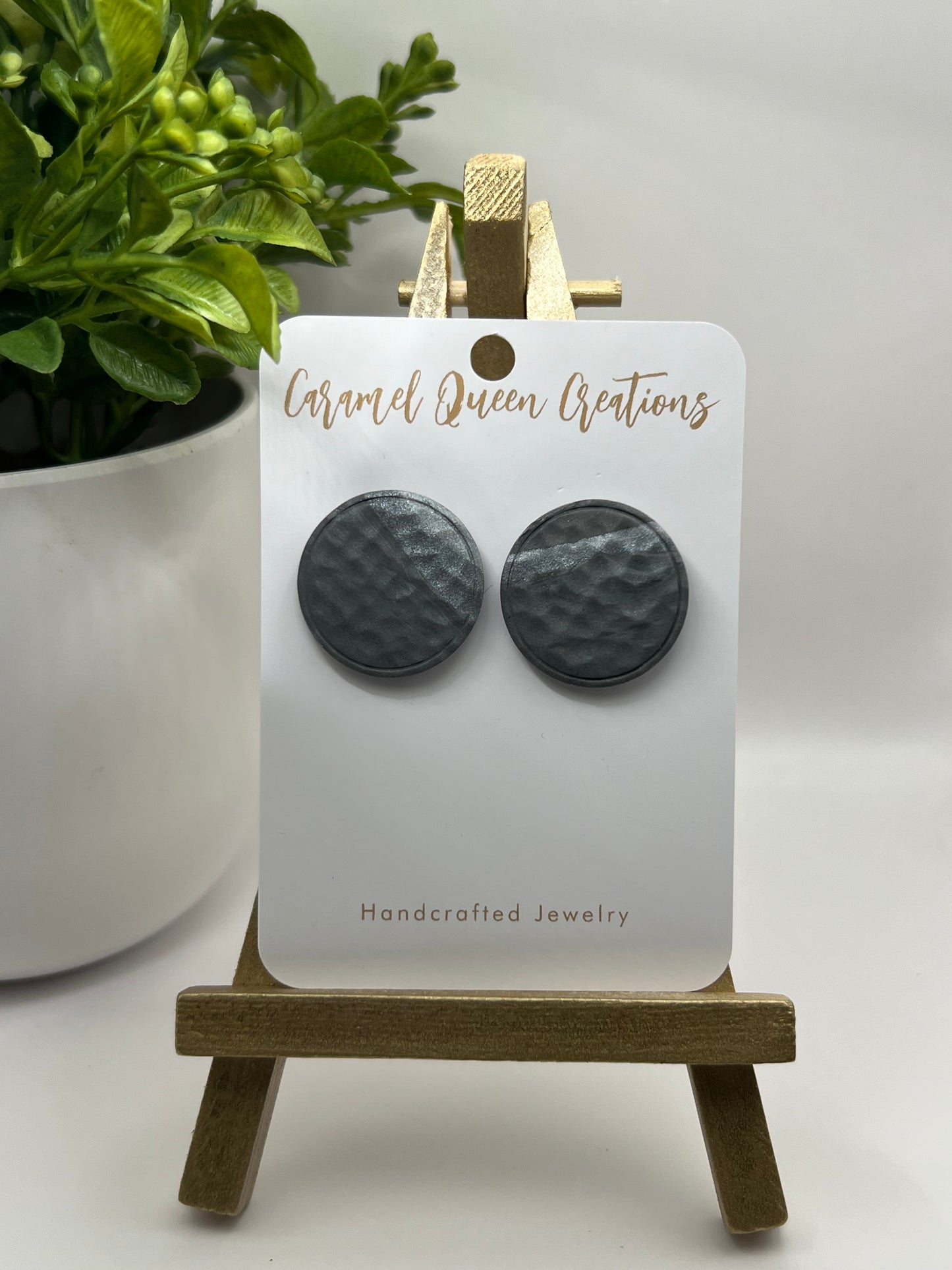 Gray polymer clay stud