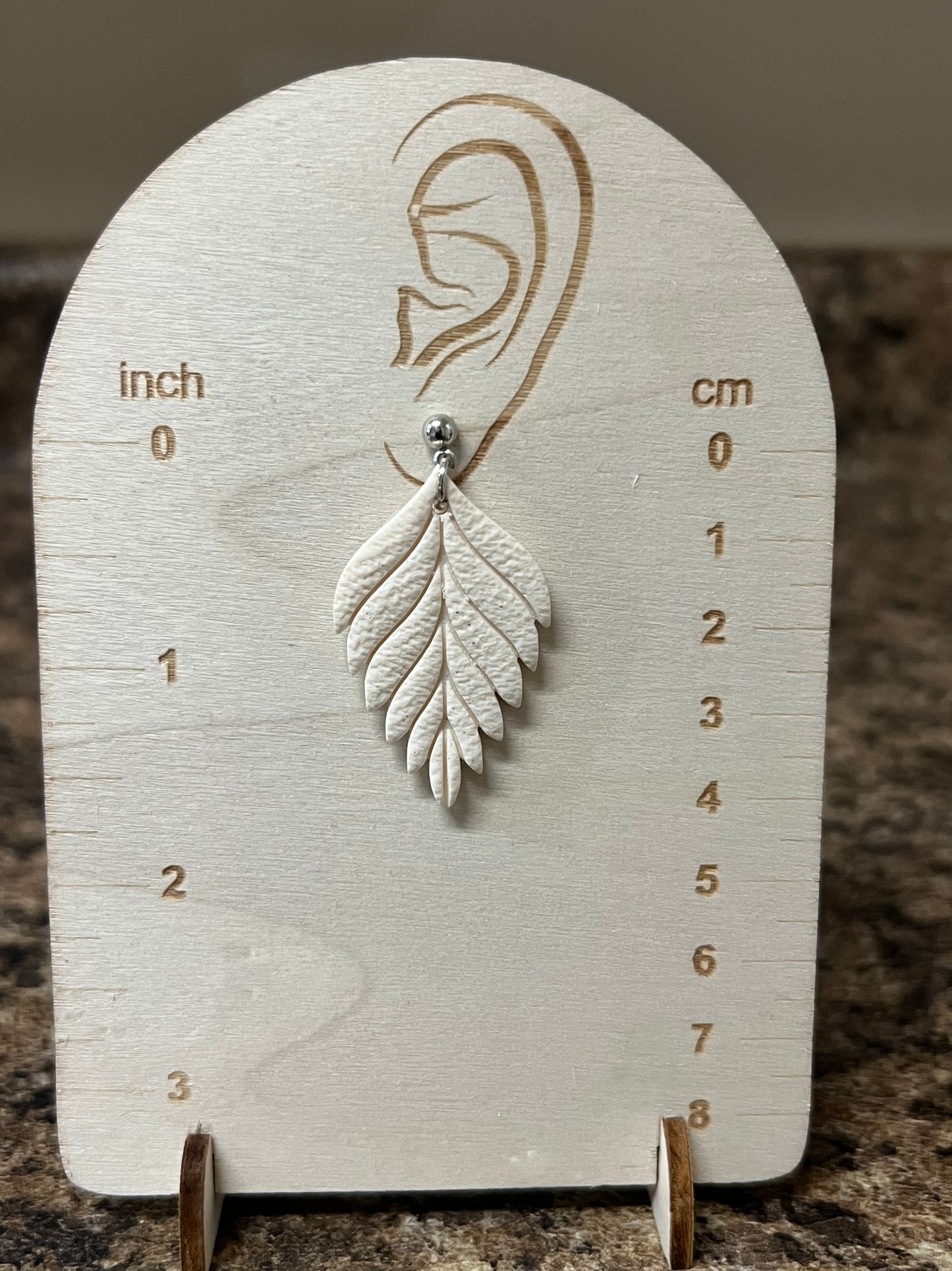 White tropical dangle