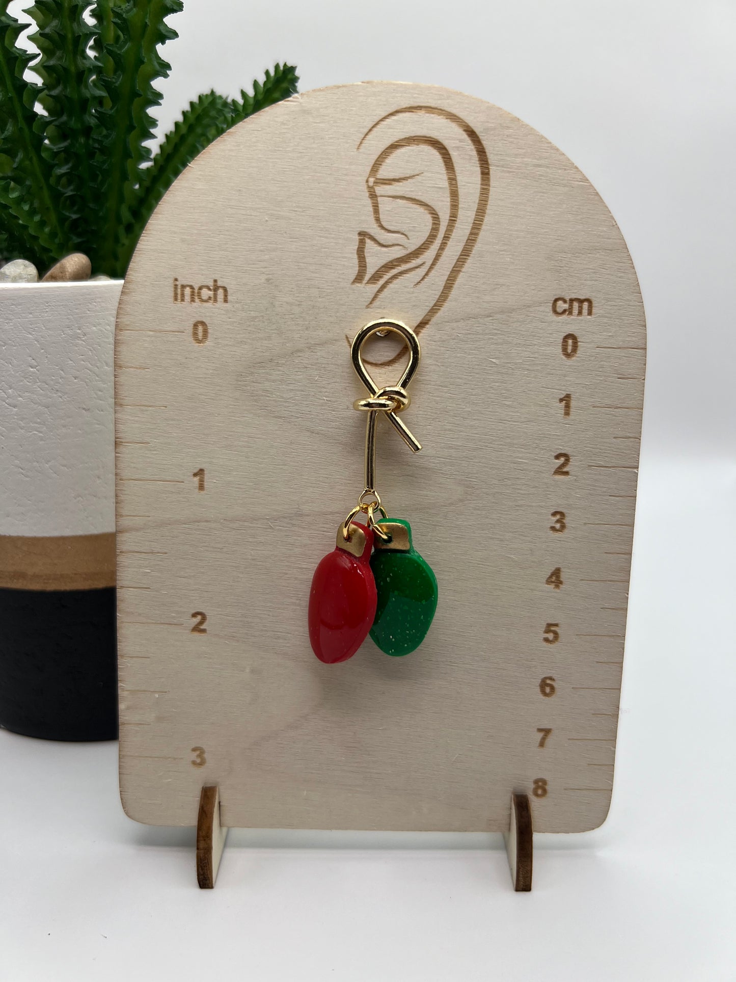 Red and green Christmas bulb dangle