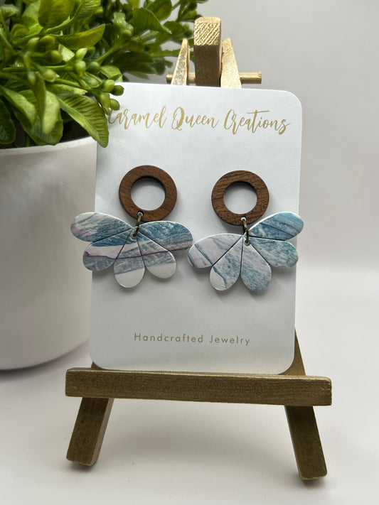 White marbled ruffled polymer clay earrings