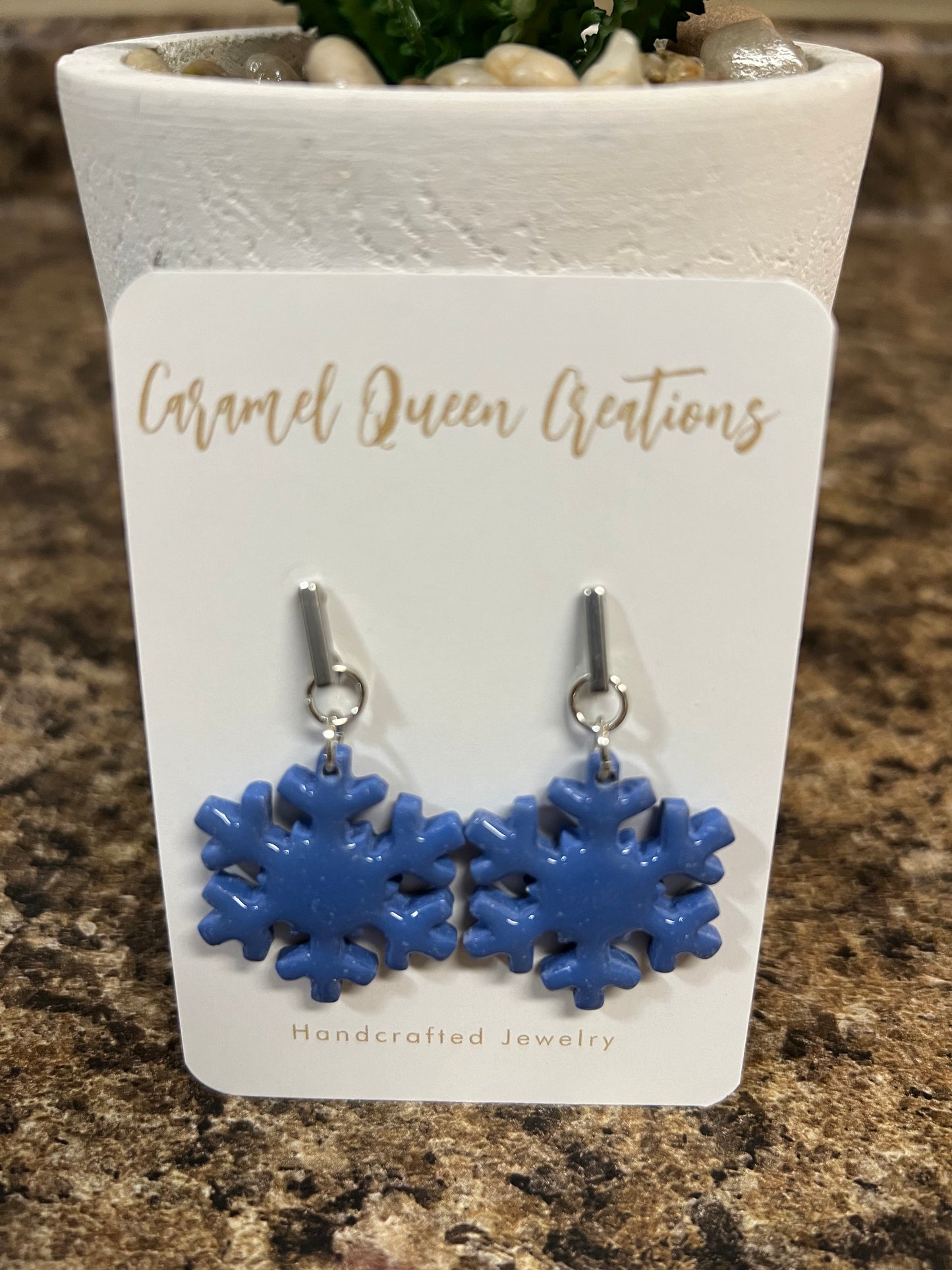 Snowflake dangle earrings