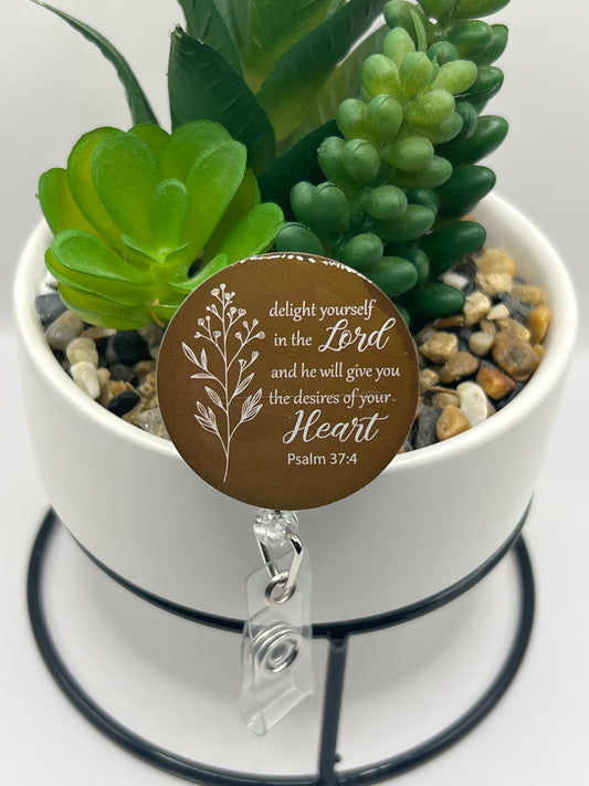 “Delight yourself” badge reel